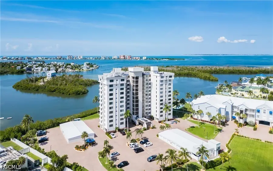 18120 San Carlos Boulevard #PH2, Fort Myers Beach, FL 33931 - #3
