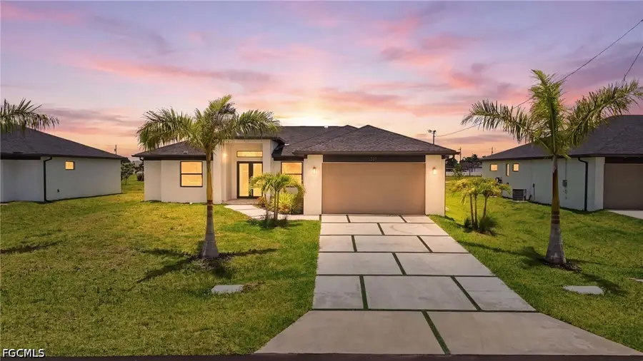 321 NE 15th Terrace, Cape Coral, FL 33909 - #3