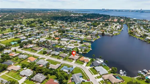 4536 Vinsetta Avenue, North Fort Myers, FL 33903
