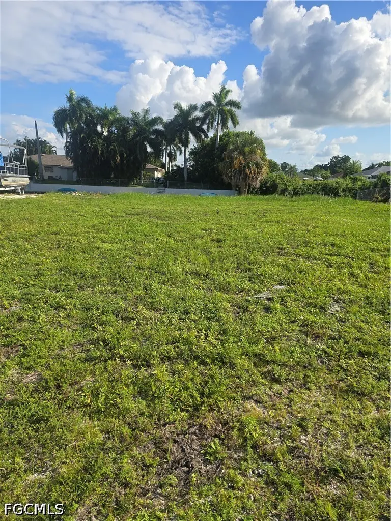 2205 SE 2nd Terrace, Cape Coral, FL 33990 - #2