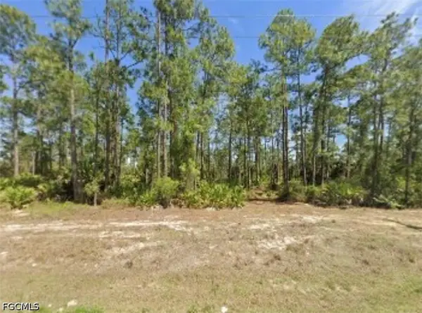 18 Moore Avenue, Lehigh Acres, FL 33936