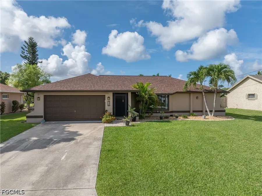 226 SW 44th Terrace, Cape Coral, FL 33914 - #2