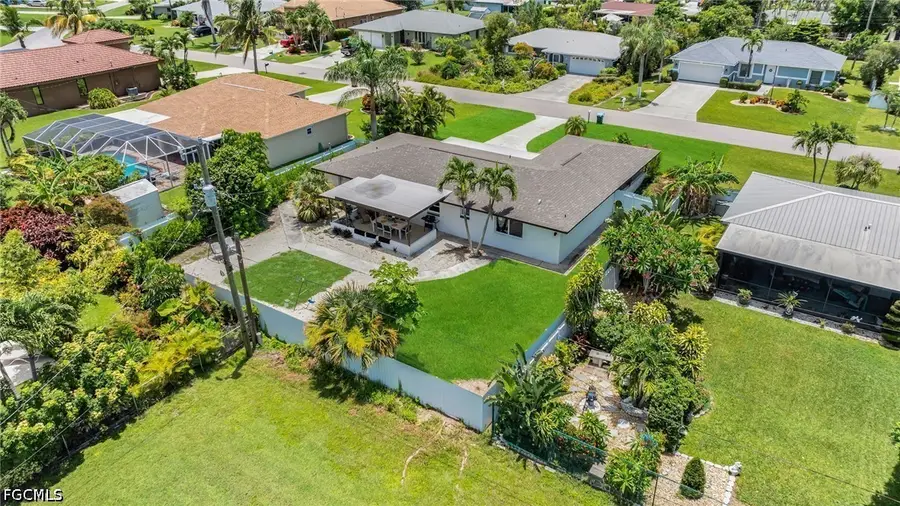 127 SE 43rd Lane, Cape Coral, FL 33904 - #3
