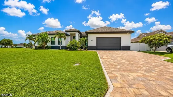 3611 Gulfstream Parkway, Cape Coral, FL 33993