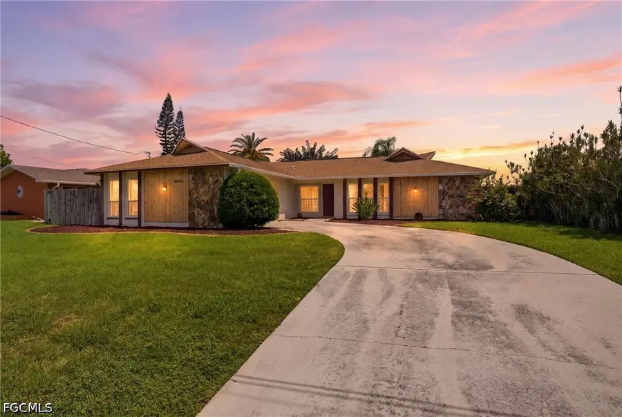 3809 SE 10th Avenue, Cape Coral, FL 33904 - #2
