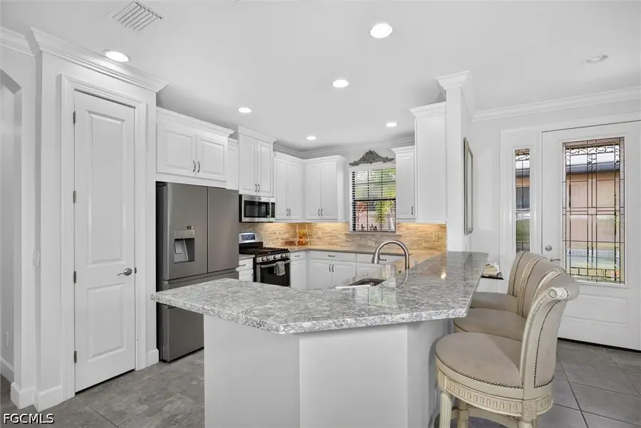 8280 Lucello Terrace N, Naples, FL 34114 - #3