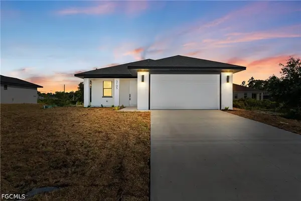 3103 42nd Street W, Lehigh Acres, FL 33971