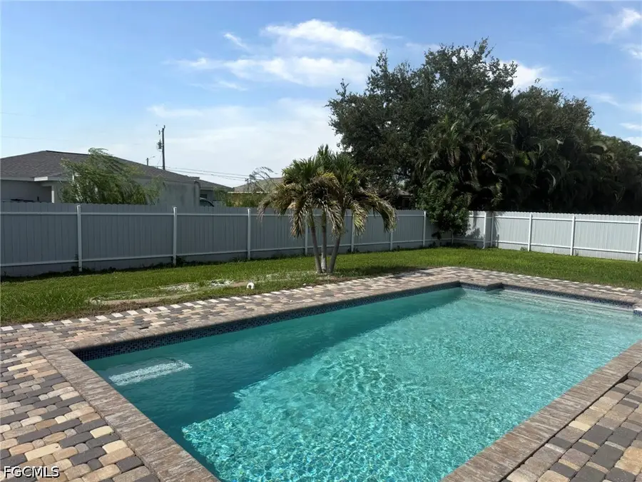 433 NW 1st Street, Cape Coral, FL 33993 - #2