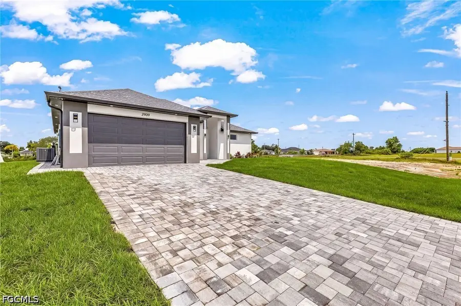 2909 NW 5th Avenue, Cape Coral, FL 33993 - #2