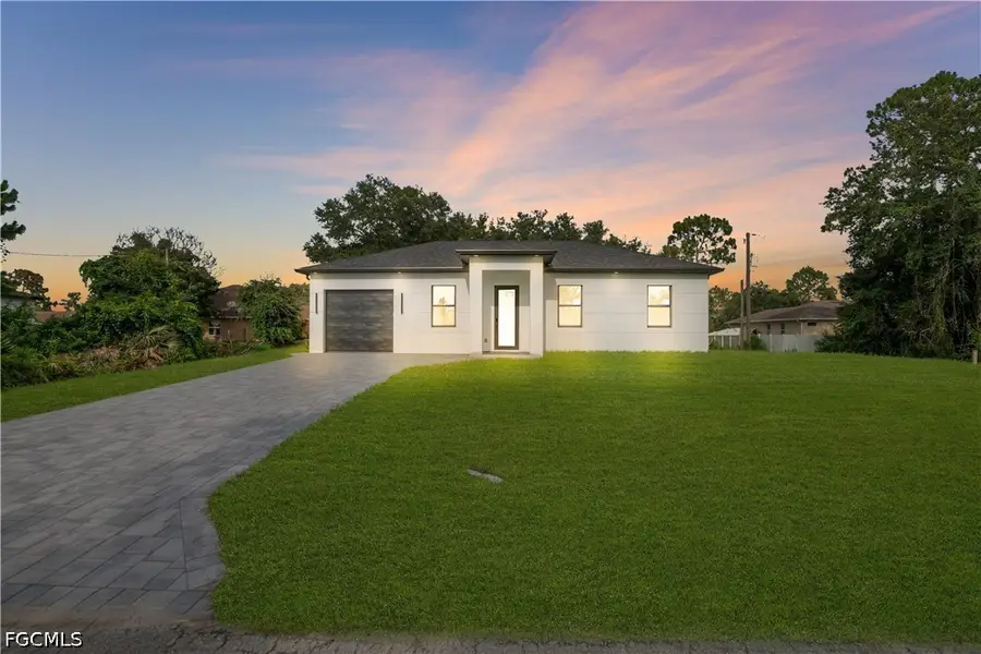 1718 Hibiscus Avenue, Lehigh Acres, FL 33972 - #3