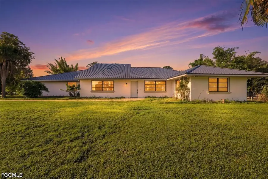 9200 Nalle Grade Road, North Fort Myers, FL 33917 - #2