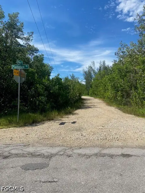 78 Otter Avenue, Everglades City, FL 34139