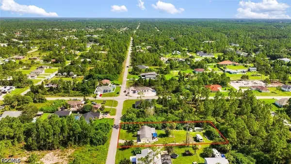 918 Mckinley Avenue, Lehigh Acres, FL 33972