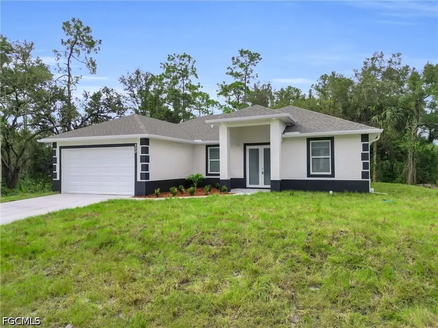 918 8th Avenue, Lehigh Acres, FL 33972 - #3