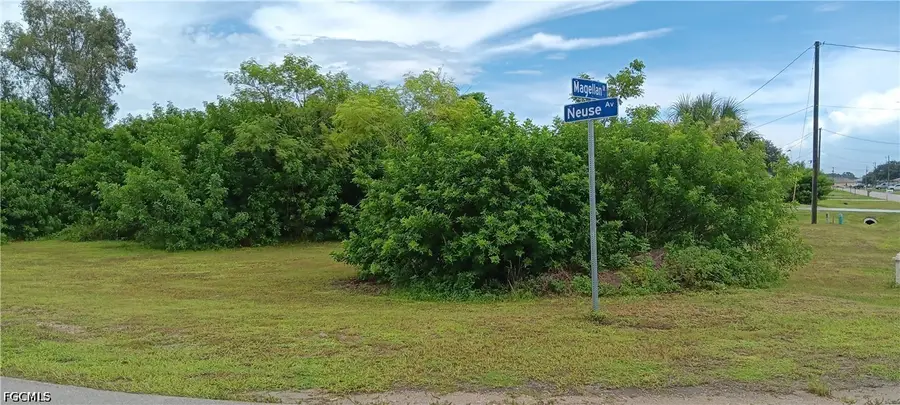 205 Magellan Street, Fort Myers, FL 33913 - #3