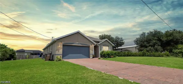 1922 Xelda Avenue N, Lehigh Acres, FL 33971