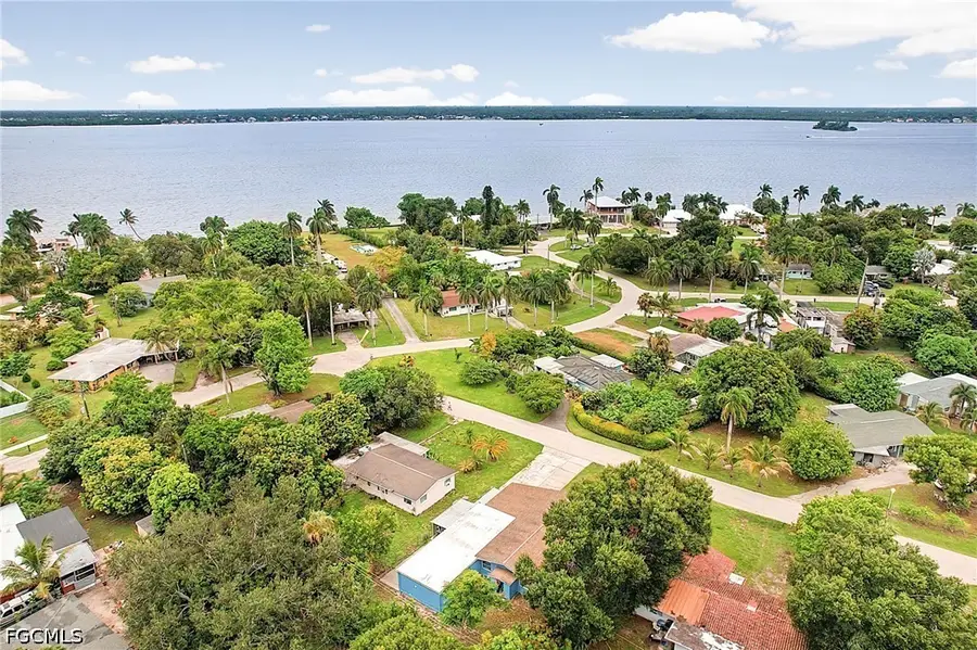 4028 Manning Avenue, Fort Myers, FL 33916 - #2