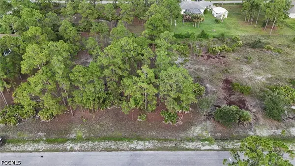 818 Hamilton Avenue, Lehigh Acres, FL 33972