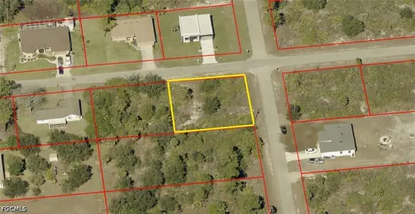 906 E 9th Street, Lehigh Acres, FL 33972