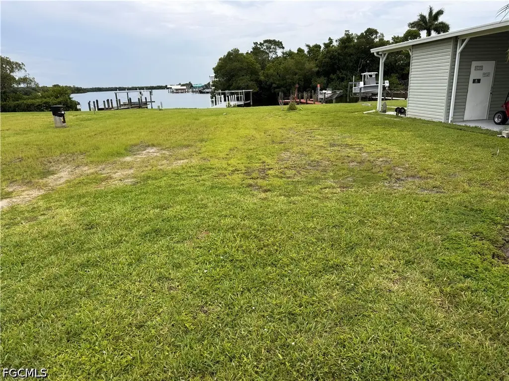 324 Shoreland Drive, Fort Myers, FL 33905 - #1
