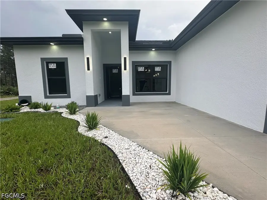1001 W 17th Street, Lehigh Acres, FL 33972 - #2