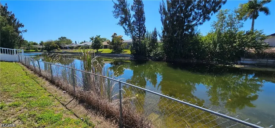420 SE 15th Terrace, Cape Coral, FL 33990 - #2