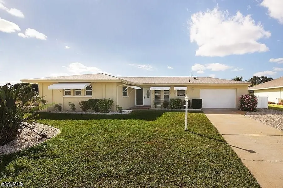 3010 SE 18th Place, Cape Coral, FL 33904 - #2