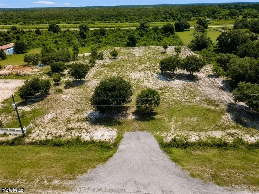 225 N Zambria Street, Clewiston, FL 33440 - #2