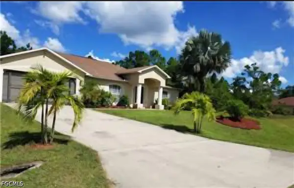 711 Epps Brown Street E, Lehigh Acres, FL 33974