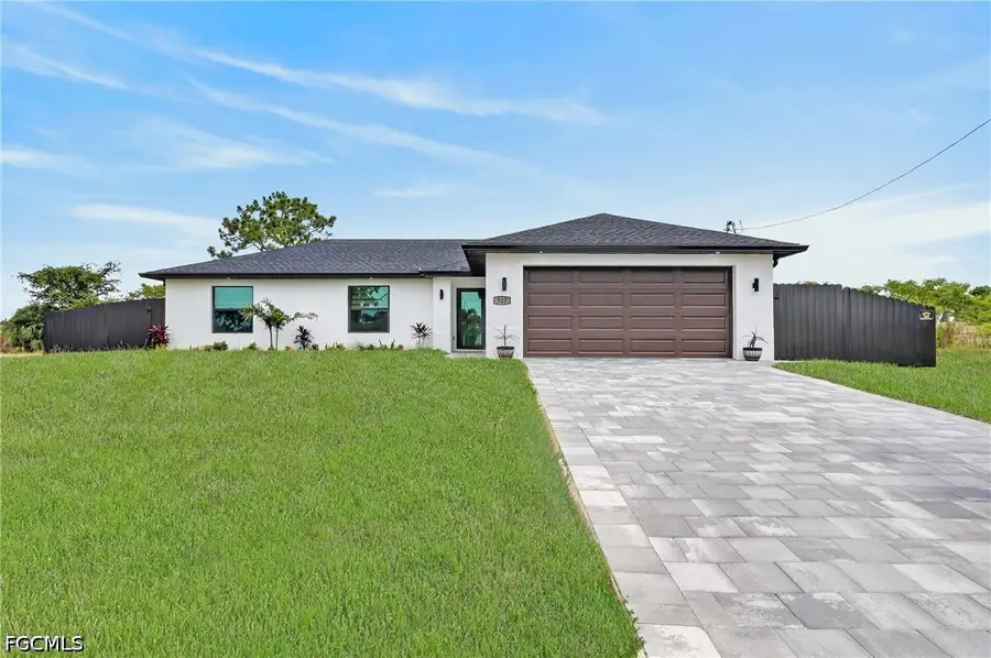 927 NE 32nd Terrace, Cape Coral, FL 33909 - #3