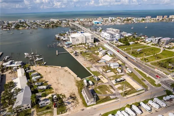 19281 San Carlos Boulevard, Fort Myers Beach, FL 33931