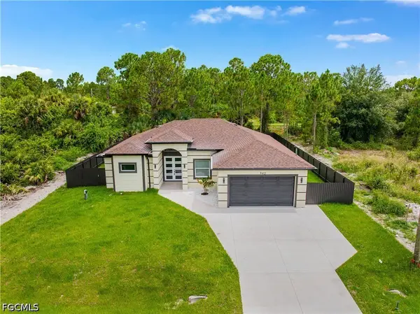 942 Kanuga Street E, Lehigh Acres, FL 33974