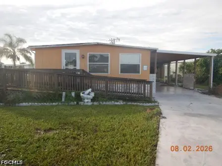 251 Shrub Lane N, North Fort Myers, FL 33917