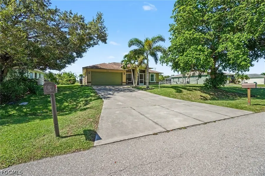 524 SW 23rd Terrace, Cape Coral, FL 33991 - #2