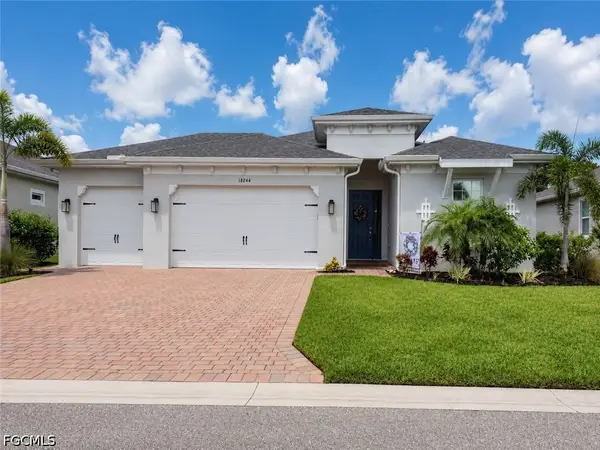 18244 Everson Miles Circle, North Fort Myers, FL 33917
