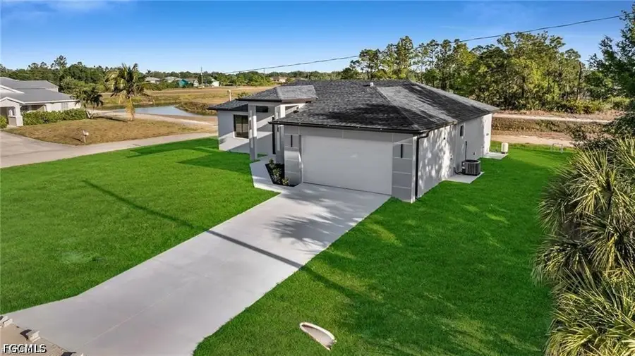 2106 W 18th Street, Lehigh Acres, FL 33972 - #2