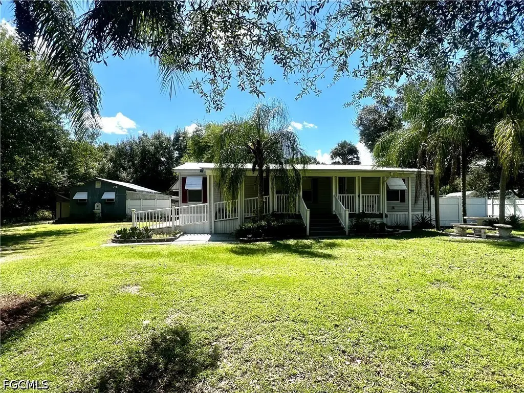 1027 Everglade Avenue, Labelle, FL 33935 - #1