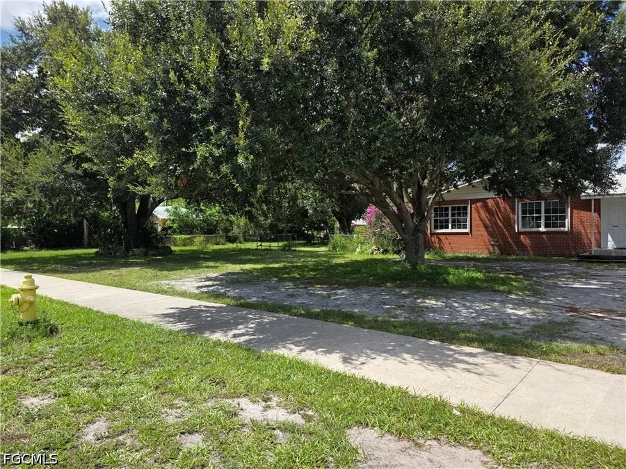 615 New Market Road W, Immokalee, FL 34142 - #2