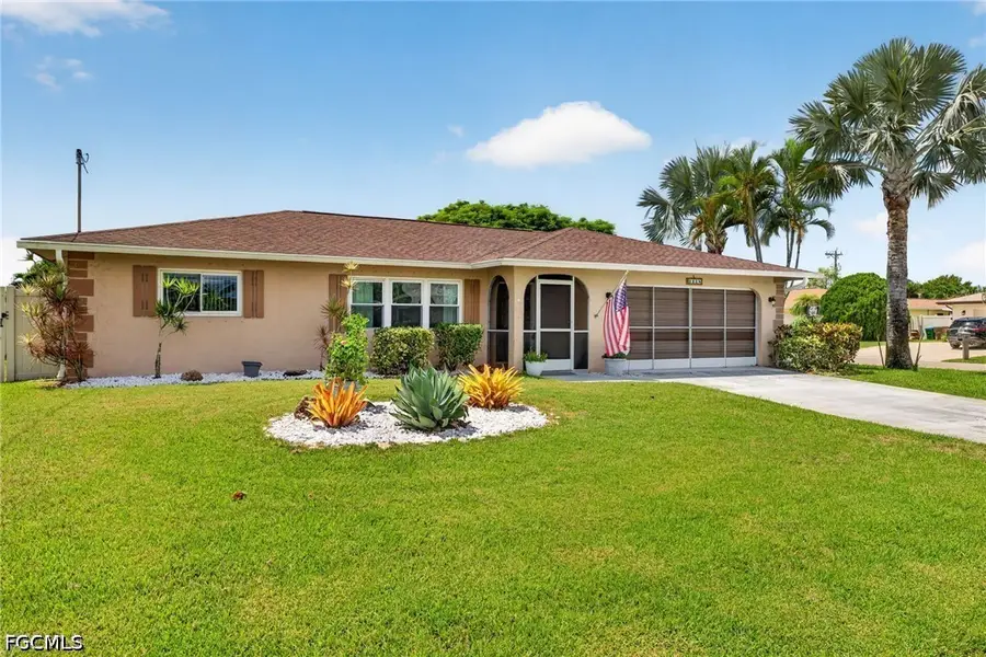 1118 SE 18th Street, Cape Coral, FL 33990 - #2