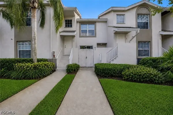 3705 Fieldstone Boulevard #404, Naples, FL 34109