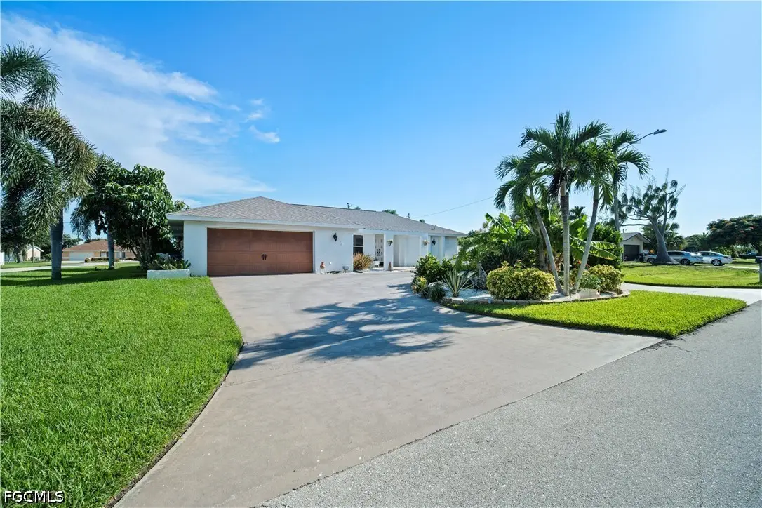 1220 SE 34th Terrace, Cape Coral, FL 33904 - #1