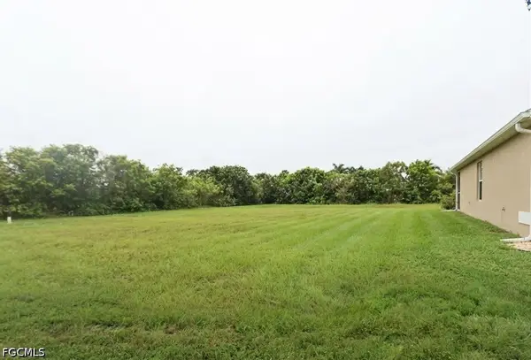 2718 SW 38th Terrace, Cape Coral, FL 33914