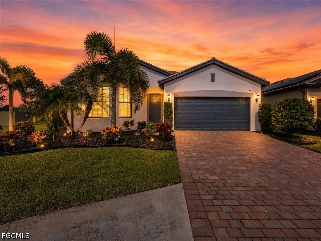 3721 E Hampton Circle, Alva, FL 33920 - #1
