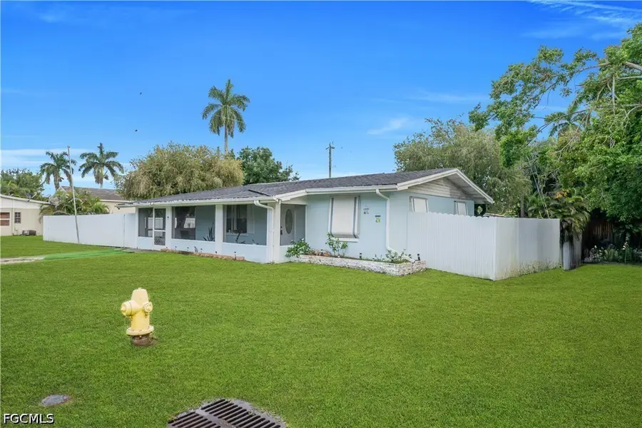77 Glenmont Drive W, North Fort Myers, FL 33917 - #2