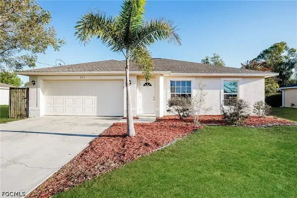 215 Manasota Street, Fort Myers, FL 33913