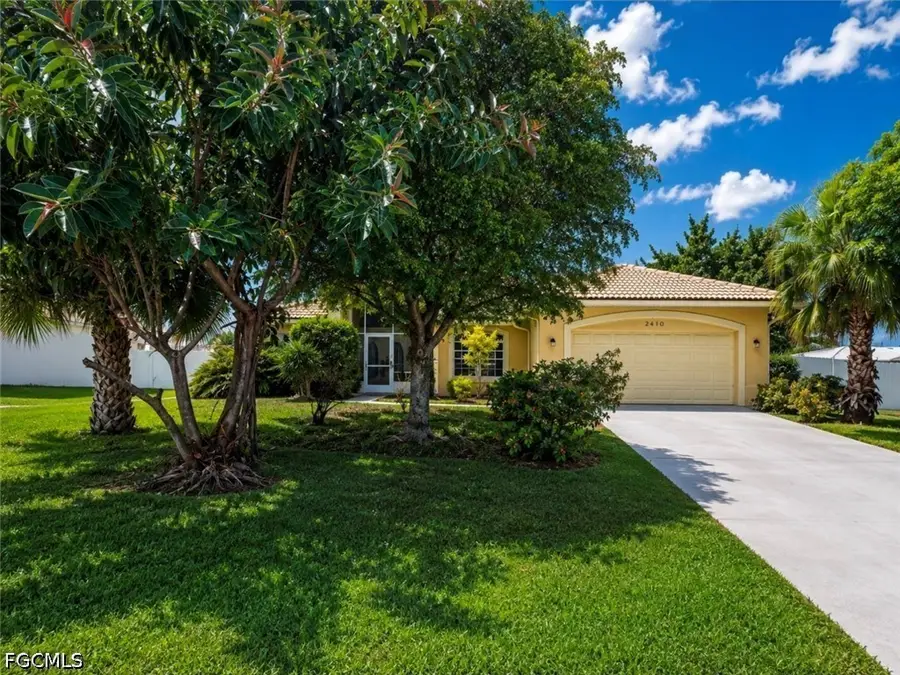 2110 Embers Parkway W, Cape Coral, FL 33993 - #2