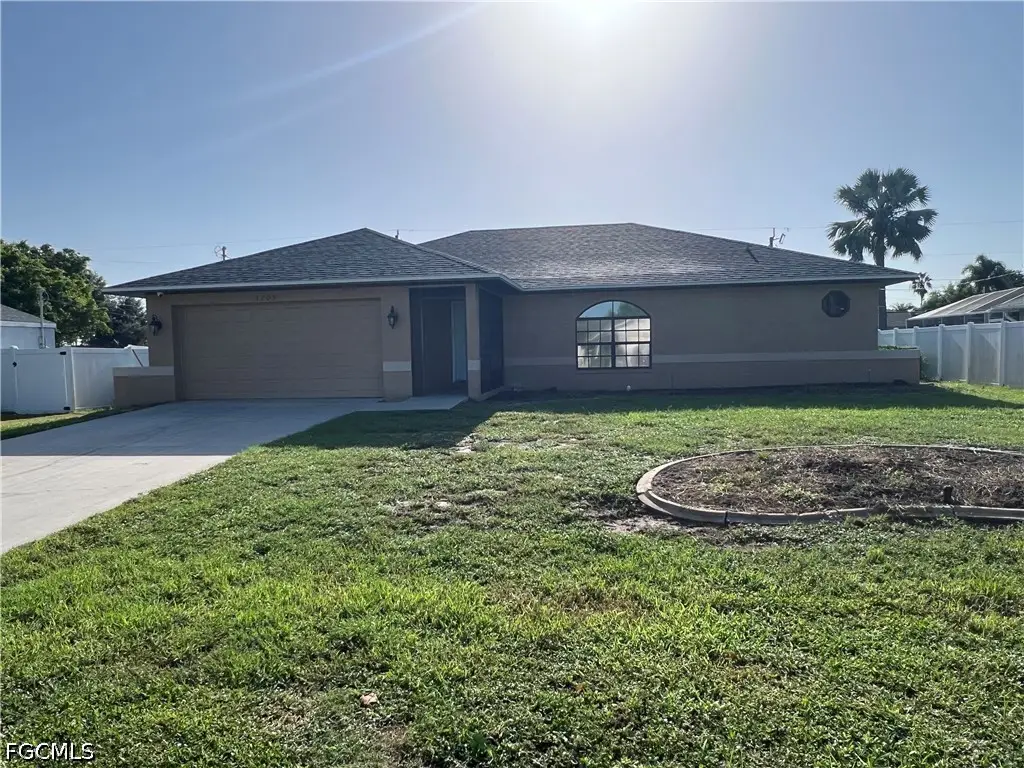 3709 SW 7th Avenue, Cape Coral, FL 33914 - #1