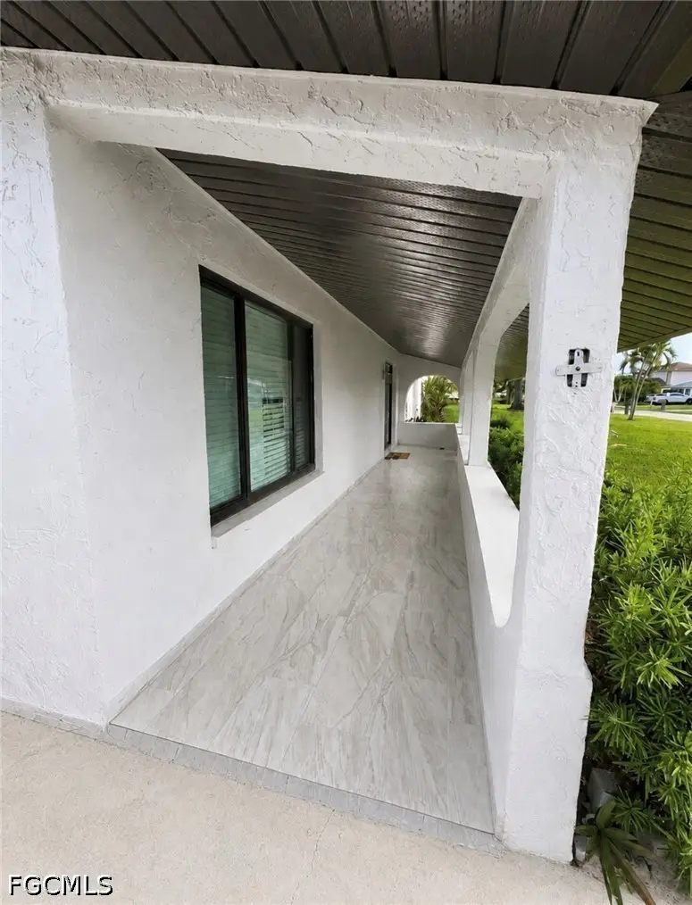 4233 SW 1st Avenue, Cape Coral, FL 33914 - #3