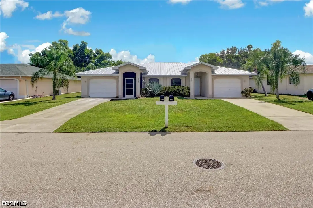 1305 SE 8th Avenue, Cape Coral, FL 33990 - #1