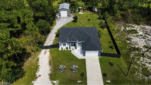 918 Dixie Avenue, Lehigh Acres, FL 33972